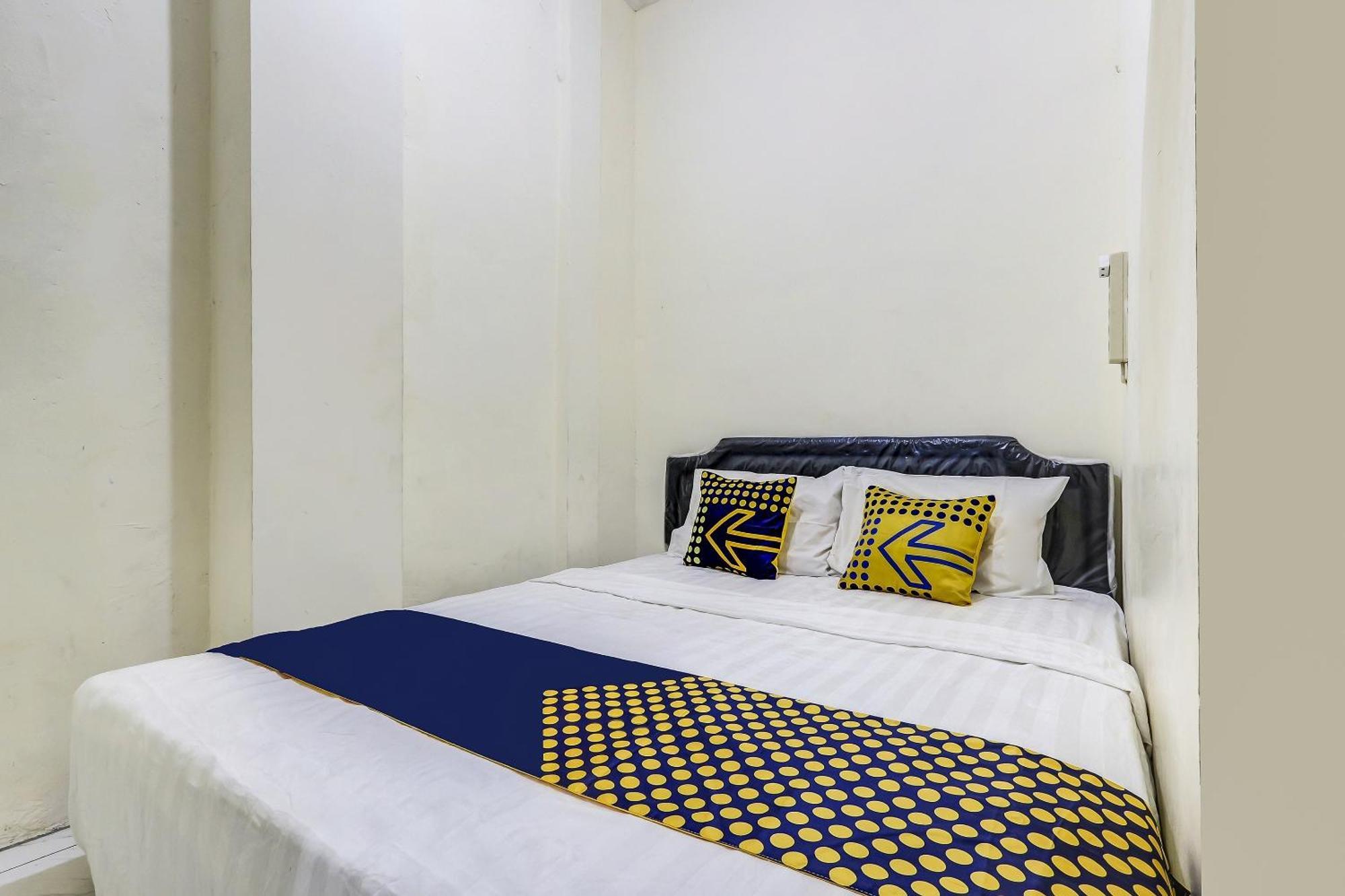 Spot On 90780 Gang Tengah Homestay Syariah Semarang Exteriör bild