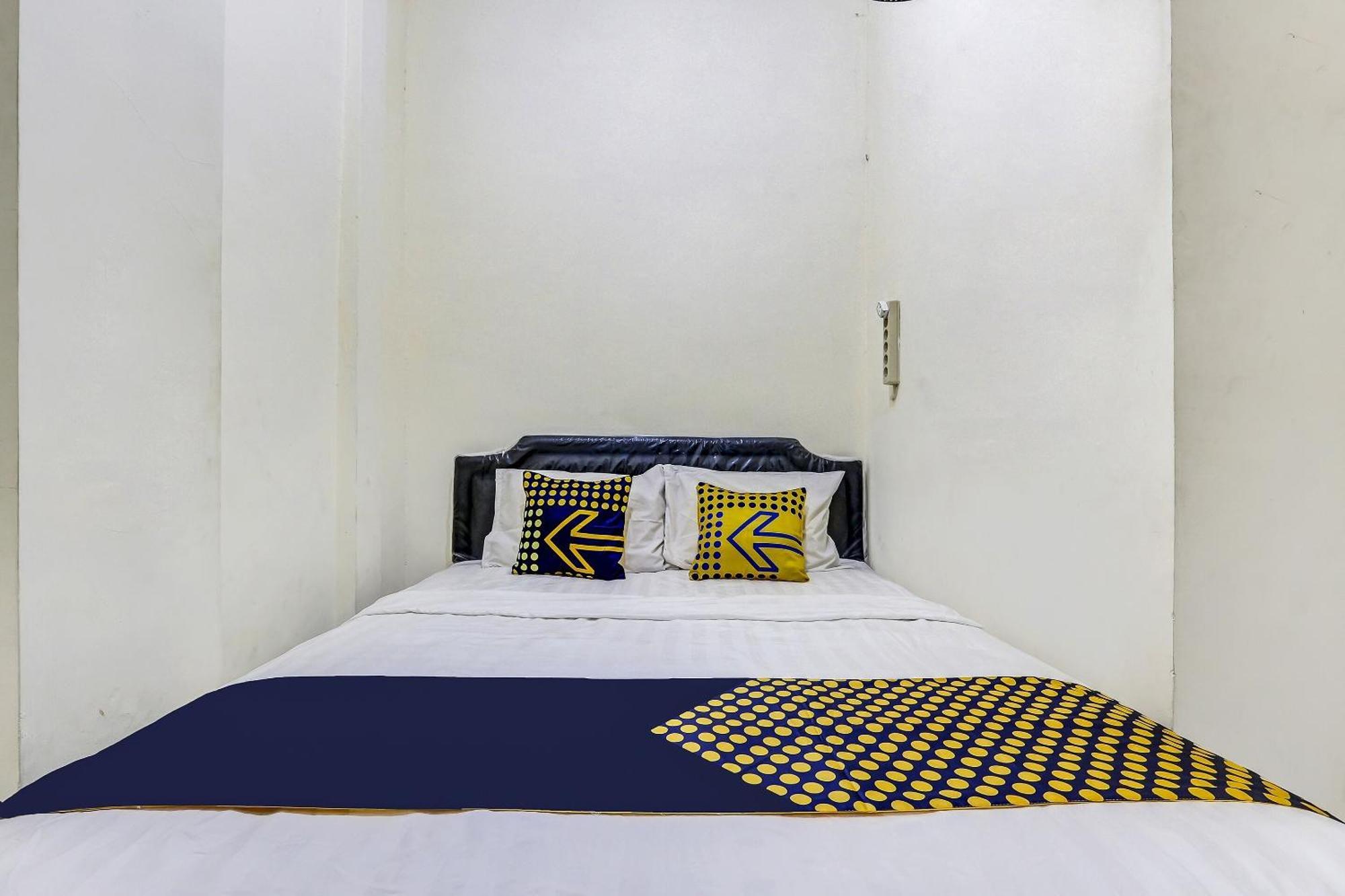 Spot On 90780 Gang Tengah Homestay Syariah Semarang Exteriör bild
